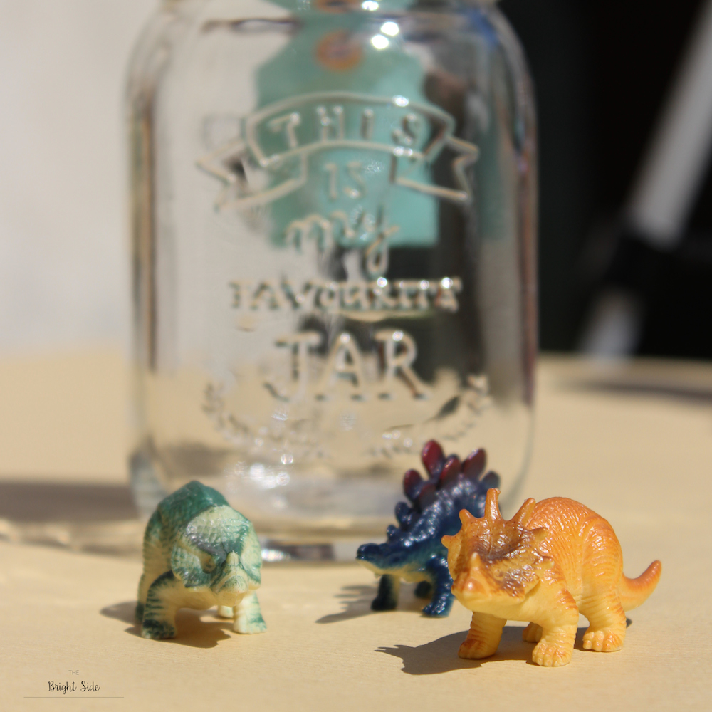 [DIY] – Pour s'organiser : Mason jar dinosaure !