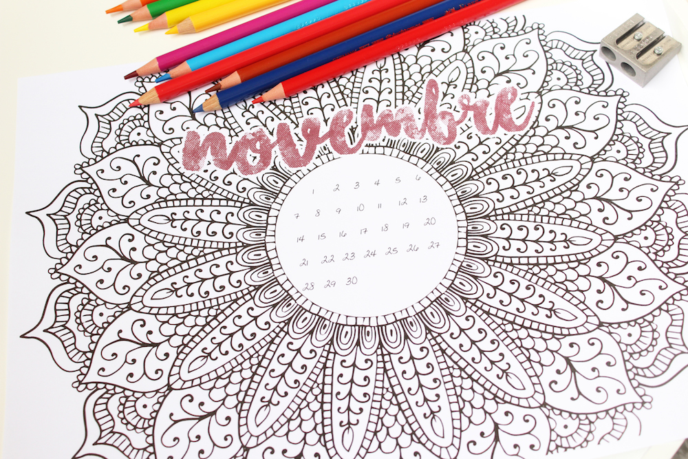 Free Printable | Le calendrier de novembre à colorier !