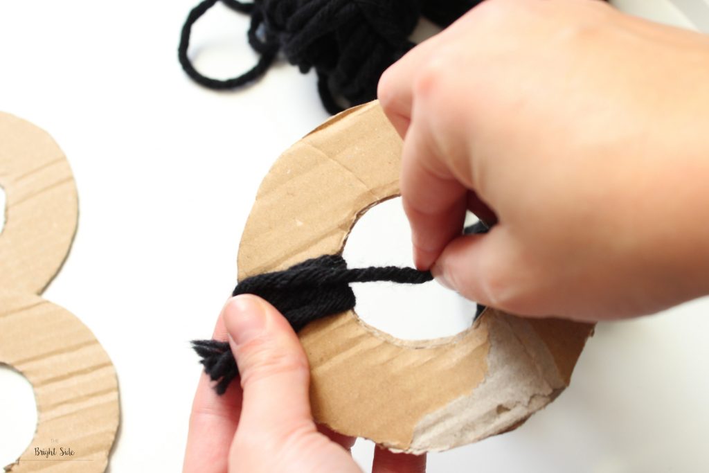 DIY Disney | Le bonnet à pompons oreilles de Mickey