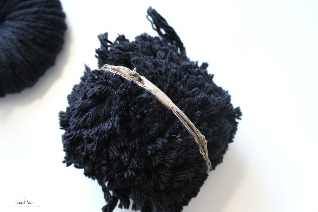 DIY Disney | Le bonnet à pompons oreilles de Mickey