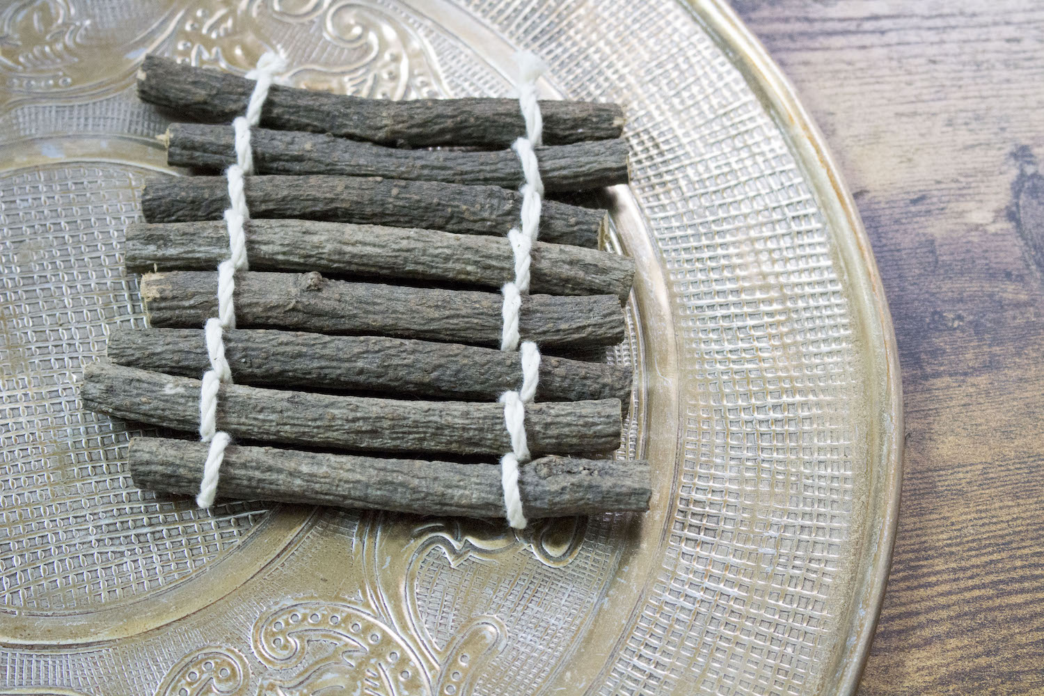 DIY d'automne - Décorations boisées : cadre, photophore...